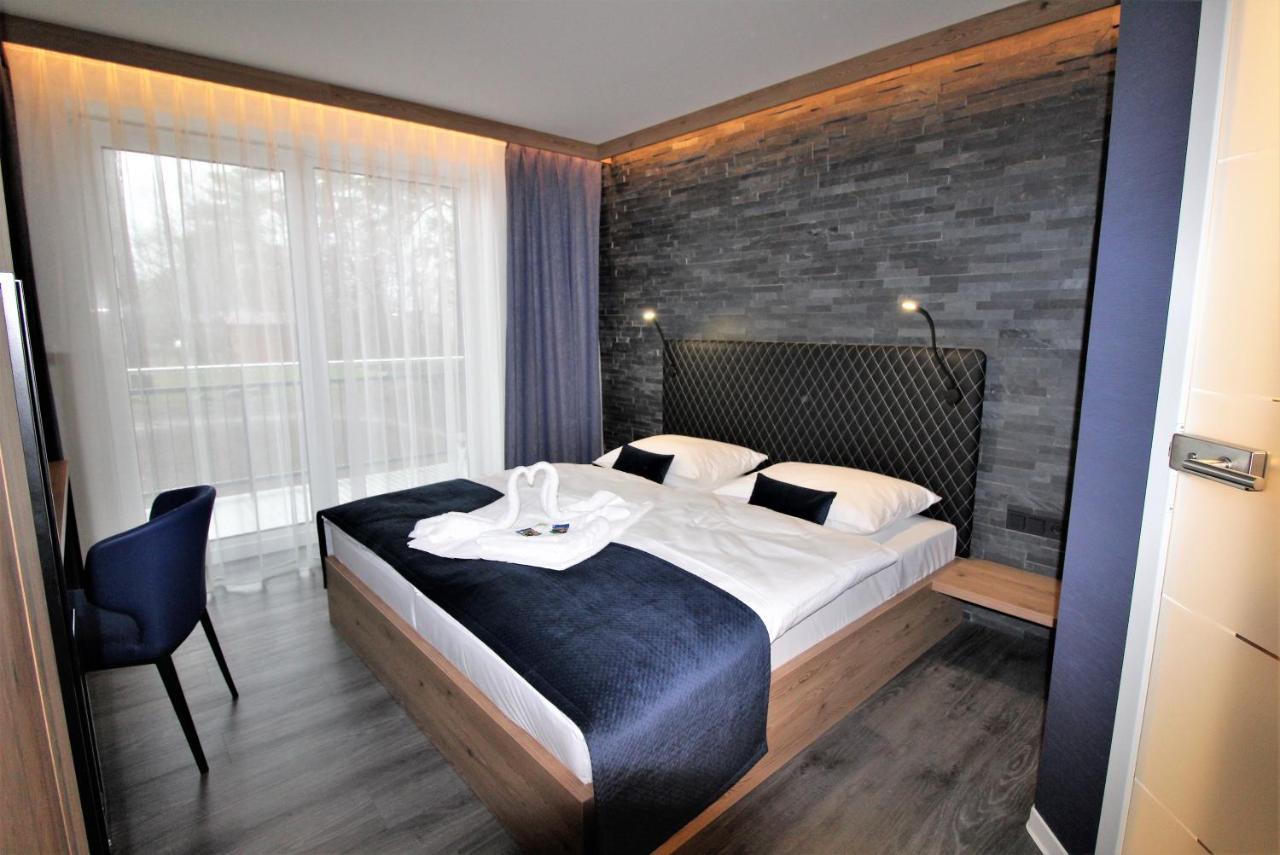 Art & Galerie Hotel Lenz Plauer See Fuenfseen Εξωτερικό φωτογραφία