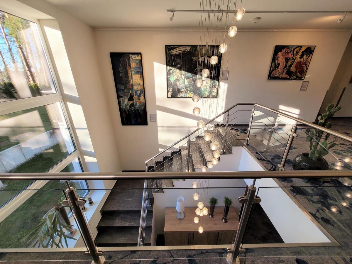 Art & Galerie Hotel Lenz Plauer See Fuenfseen Εξωτερικό φωτογραφία
