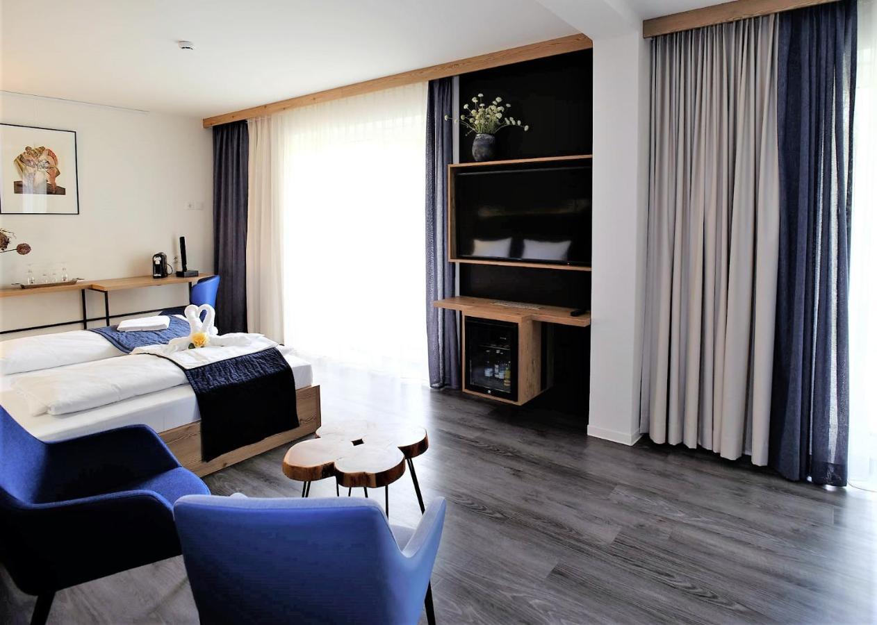Art & Galerie Hotel Lenz Plauer See Fuenfseen Εξωτερικό φωτογραφία